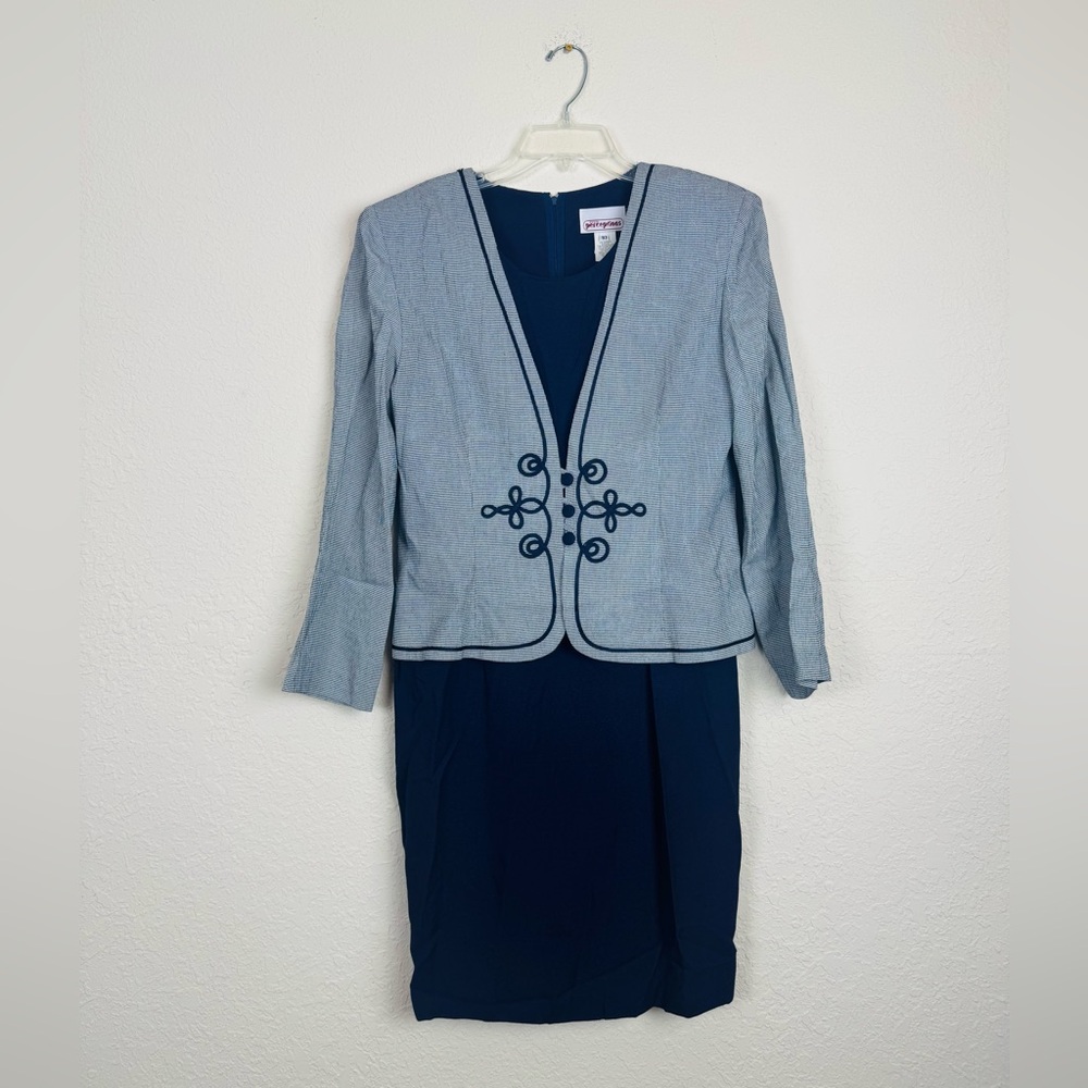 Perceptions Navy and Black Ensemble